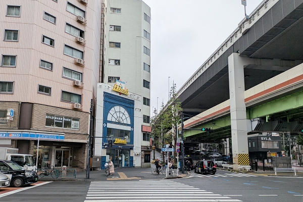 西麻布