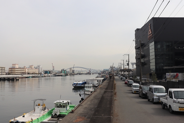 サントリーの大阪工場