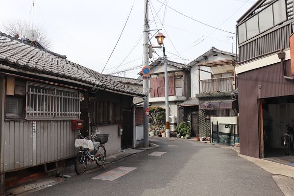 鶴橋街道付近