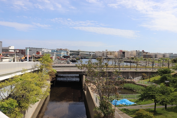 西郷川河口公園